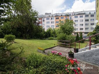K dlouhodobému podnájmu nabízíme světlý byt o dispozici 2+1,