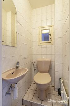 K dlouhodobému podnájmu nabízíme světlý byt o dispozici 2+1,