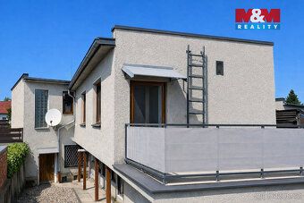 Nabízíme k prodeji prostorný rodinný dům o dispozici 4+1 v a