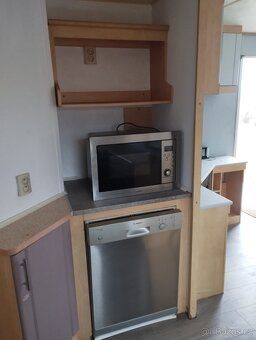 Prodám mobilheim ARIZONA 11,2 x 3,7m, k celoročnímu užívání,