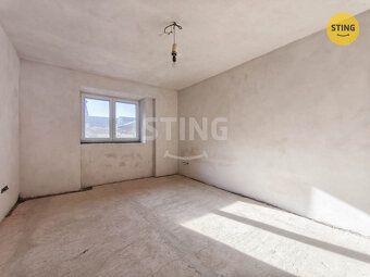 Nabízíme k prodeji cihlový rodinný dům o dispozici 3+kk s ob