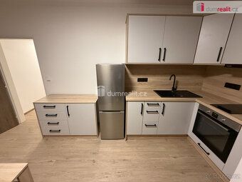 cena je kompletní vč. služeb a odběru elektrické energie, Du