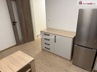 cena je kompletní vč. služeb a odběru elektrické energie, Du