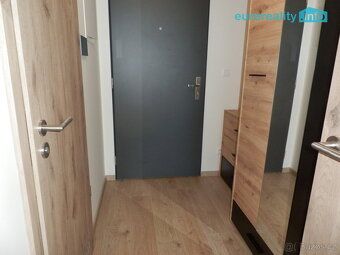 Nabízíme k pronájmu byt 1+kk 30 m2 s balkónem 5 m2 v novosta
