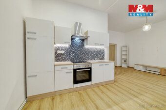 Pronájem prostorného bytu 3+kk, 73 m2, v přízemí bytového do