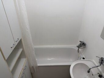 Nabízím pronájem bytu 3+1 o ploše 75 m2 na ul. Dlouhá v Nové