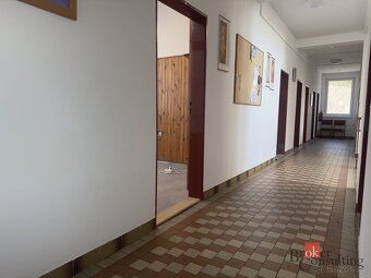 Pronájem, komerční/kanceláře, 30 m2, Červenohrádecká 186/50,