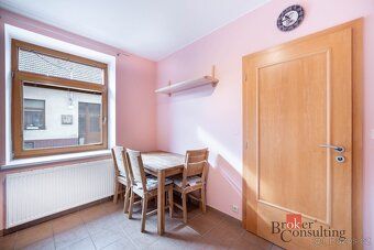 Prostorný rodinný dům 121 m² v klidné vinařské obci s rychlo