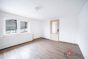 Prostorný rodinný dům 121 m² v klidné vinařské obci s rychlo
