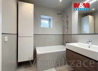 Nabízíme k prodeji prostorný rodinný dům s dispozicí 4+1 v o