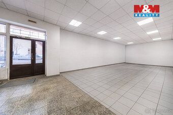Jedinečnou investiční příležitost v centru Úval u Prahy, tvo