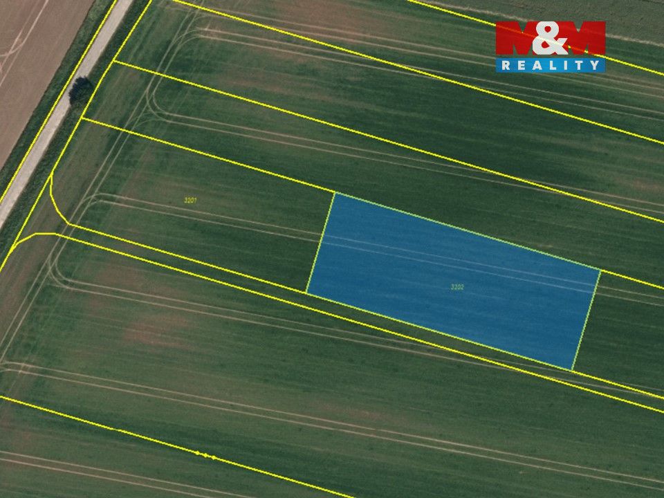 Prodáme pozemek o celkové výměře 2579 m2, který se nachází n