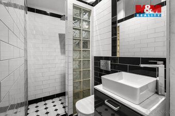 Nabízíme k prodeji krásný byt 1+1 o užitné ploše 31 m² v atr