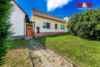 Nabízíme k prodeji útulný rodinný dům v klidné části obce Bi
