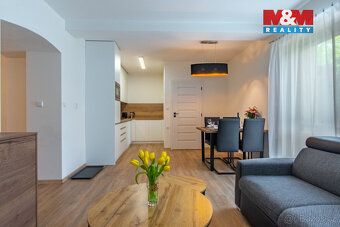 Nabízíme k prodeji nádherný apartmán v nově zrekonstruované 