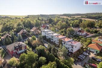 , Dumrealit.cz Vám zprostředkuje prodej řadového rodinného d