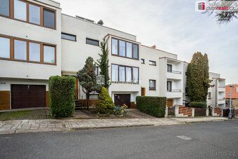 , Dumrealit.cz Vám zprostředkuje prodej řadového rodinného d