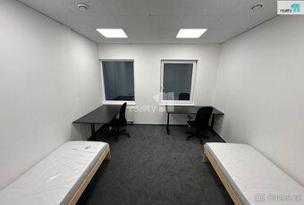 , Nabízíme volný dívčí 1lůžkový pokoj č. K6 a volné lůžko ve