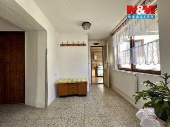 Nabízíme k prodeji rodinný dům / chalupu v klidné obci Kajet
