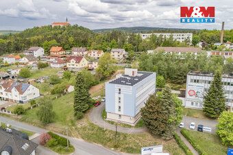 Nabízíme k pronájmu komerční prostor o velikosti 60 m² v Nep