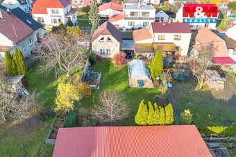 Nabízíme k prodeji samostatný rodinný dům v klidné části obc