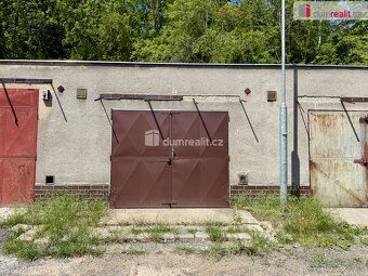 , Nabízíme k pronájmu prostornou garáž o velikosti 33 m² v K