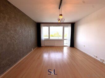 Ev.č. 01647 Pronájem prostorného bytu 4+1 s balkonem | 86 m²
