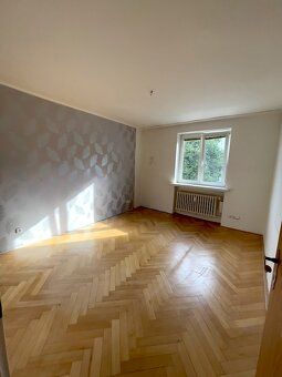 Nabízíme k prodeji bytovou jednotku o dispozici 2+1 s možnos