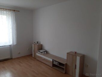 Pronajmu bytovou jednotku 2+1 54m2, která se nachází v cihlo