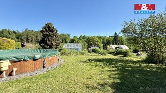 Nabízíme k prodeji udržovanou podsklepenou chatu v oblíbené 