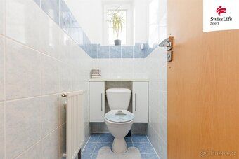 Nabízíme k pronájmu prostorný a světlý byt 3+1 s balkonem na