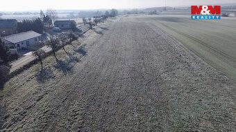 Nabízíme k prodeji stavební pozemek v obci Myslkovice, který