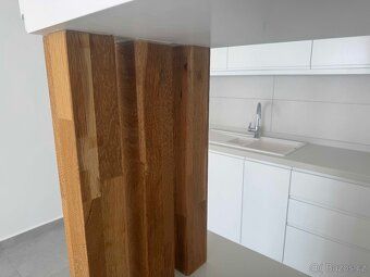 Nabízím k prodeji z rodinných důvodů nově dokončenou vilu v 