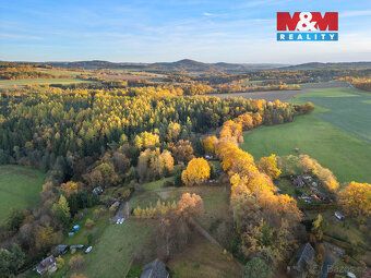 Nabízíme ke koupi stavební pozemek o výměře 1 000 m² v obci 