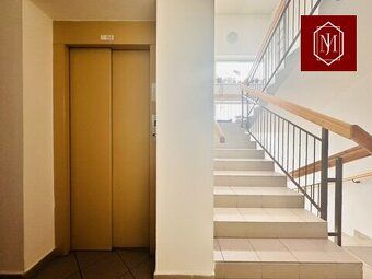 Nabízíme k podnájmu velmi pěkný byt o dispozici 2+KK v žádan