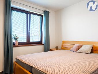 Nabízíme k prodeji výjimečně prostorný apartmán v atraktivní