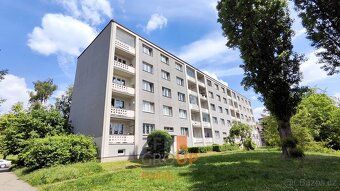 Ev.č. 00642 Nabízíme k dlouhodobému podnájmu světlý byt o di