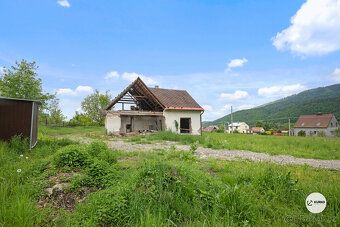Exluzivní nabídka pozemku o výměře 2.618 m2 v chráněné, kraj