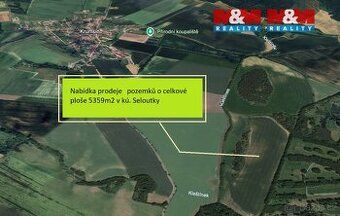 V katastrálních územích Alojzov u Prostějova a Určice nabízí