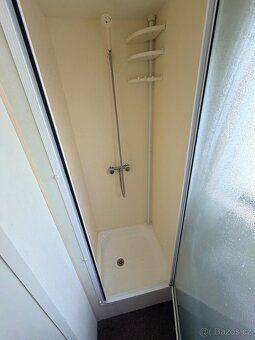 Mobilní dům Westbrook Tahiti 3+kk o rozměru 8,5 × 3,1 m je p