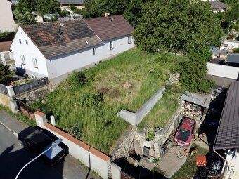 Prodej stavebního pozemku 420 m2 s projektem a stavebním pov