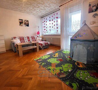 Ev.č. 00517 Nabízíme k prodeji bytovou jednotku o dispozici 