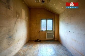 Nabízíme k prodeji byt o dispozici 3+1 v cihlovém domě se čt