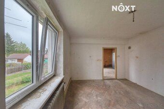 Nabízíme k prodeji rohový zděný rodinný dům, o podlahové plo
