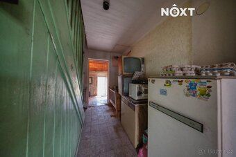 Nabízíme k prodeji rohový zděný rodinný dům, o podlahové plo