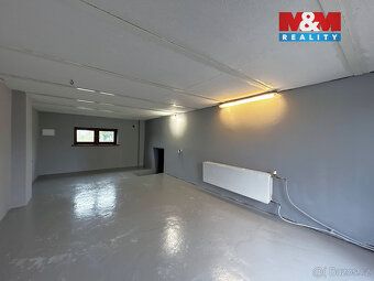 VELKÝ RODINNÝ DŮM S VELKOU ZAHRADOU (2433m²) V HORNÍM ŽUKOVĚ