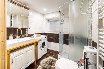 Prodej, domy/rodinný, 207 m2, Na Návsi 13, 25101 Babice, Pra