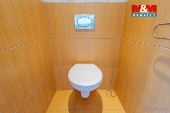 Pronájem bytu 3+1 o celkové ploše 74 m² v panelovém domě v u