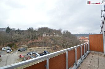 +popl. 6000, +elektřina, pronájem 4kk 97m² P5 Smíchov Na Zat