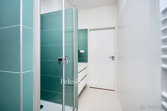 Ev.č. 00256 Nabízíme Vám luxusní rodinný dům k pronájmu v ma